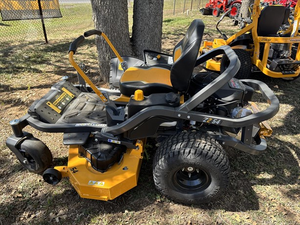 Cortadora de césped usada Cub Cadet Ultima ZT2 54 Zero Turn de 23HP con plataforma AeroForce de 54 pulgadas y doble transmisión hidrostática, a la venta. - Product Image 2
