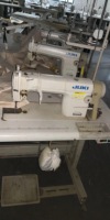 Machine à coudre industrielle à point droit à entraînement direct à aiguille simple JUKI DDL-8100E d'occasion