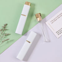 Mini flacon vaporisateur d'atomiseur de parfum en aluminium rechargeable blanc de 8ml 10ml de parfum de voyage personnalisé en gros