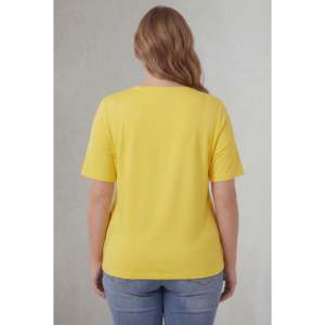 T-shirt col rond grande taille jaune - Product Image 3