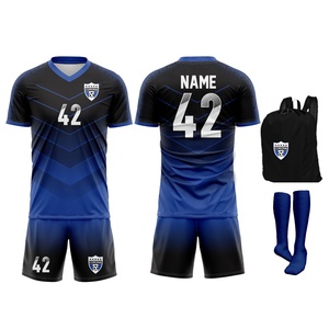 Ensembles d'uniformes de football personnalisés à impression numérique intégrale, respirants, à séchage rapide, en maille polyester, style rétro - Product Image 2