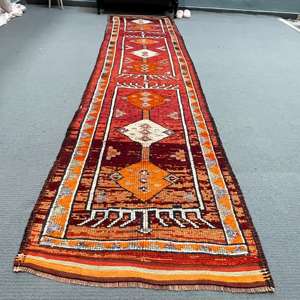 Tapis turc 3x12,5 pi (92x382 cm), motif plantes et arbres rouges, style vintage - Product Image 1