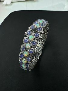 Bracelet jonc vintage en argent plaqué or avec opale éthiopienne tanzanite pour mariages et fiançailles - Product Image 5