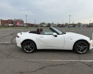 DESCUENTO EN M AZDA MX-5 MIATA GRAND TOURING 2019 USADO, VOLANTE A LA IZQUIERDA/DERECHA - Product Image 4