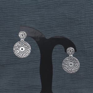Charming Women's 925 <b>Silver</b> Plain Drop <b>Earrings</b> Fashionable Circular Design for Engagement & <b>Wedding</b> Parties - Product Image 2