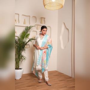 Prix de gros du fabricant, ensemble de kurti en coton aleena chanderi avec dupatta en organza brodé, en tailles en gros de S à XXL - Product Image 1