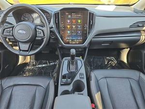 Subaru Crosstrek Limited AWD 2024 USADO, Volante a la Izquierda, Interior Oscuro, Asientos de Cuero, Neumáticos R19, SUV Automático, Techo de Aleación de Aluminio - Product Image 3