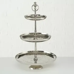 Soporte de exhibición de pastel de 3 niveles de metal decorativo moderno hecho a mano, soportes de pastel de taza seguros para alimentos de alta calidad para Decoración de mesa - Product Image 3