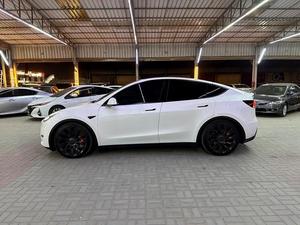 NUEVO Tesla Model Y Performance Transmisión Automática Capacidad de la Batería (kWh) 70 - 80 kWh - Product Image 2