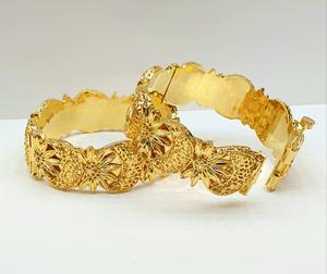 Wholesale <b>24K</b> <b>Gold</b> Plated Stainless Steel <b>Bracelets</b> Stylish High Quality Fashion Bangles <b>24K</b> <b>Gold</b> Plated Jewelry - Product Image 3