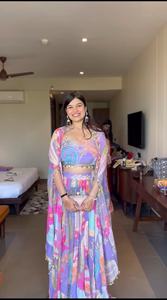 ชุดปาร์ตี้ที่สวยที่สุดชุดล่าสุดเลเฮนกาพร้อมพิมพ์ลายดอกไม้สวยงาม - Product Image 2