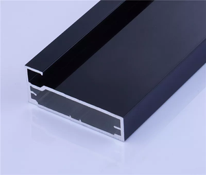 陽極酸化表面を備えた高品質のカスタマイズされたブラックマットアルミニウム押出プロファイル - Product Image 2