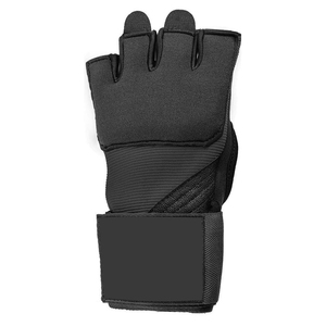 Haute qualité MMA demi-doigt en gros bas quantité minimale de commande matériau PU de qualité supérieure dragonne réglable crochet boucle fermeture gants de boxe - Product Image 2