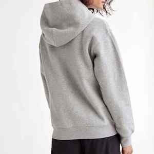 Sudadera con capucha antiarrugas hecha a medida para mujer, transpirable, de invierno, con estampado clásico, insignia de lavado ácido, tamaño frontal personalizable - Product Image 4