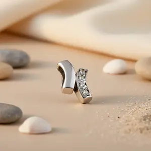 Pendentif en argent 925 avec diamant pour femmes, bijou élégant avec pierres étincelantes - Product Image 2