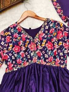 Vestidos de Georgette tradicionales indios con bordado Zari Lentejuelas Decoración de encaje Traje Salwar Kameez a precio económico - Product Image 2