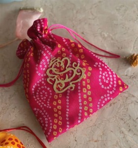 Borsa a mano Potli con coulisse in cotone per matrimoni Haldi Mehndi festival restituiscono regali-per Eid Diwali Christmas Housewarming - Product Image 1