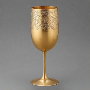 Gobelet en laiton Noble Sip Regal Calice à vin en métal Gobelet de finition antique traditionnelle pour les rituels religieux et les autels d'église - Product Image 5