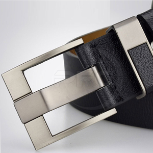 Venta al por mayor de cinturón de cuero de vaca genuino para los hombres con aleación de cuero Venta caliente hebilla de Pakistán Oem Diseño de los hombres cinturón de cuero - Product Image 4