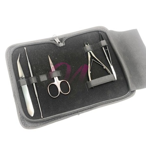 Nouveauté Fournitures pour ongles professionnels Ciseaux à ongles en acier inoxydable massif Lames tranchantes avec emballage et logo personnalisés - Product Image 3