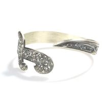Pulsera de Plata de Ley 925 con Dije de Espada Grabado, Joyería Fina para Hombre y Mujer, Negra, 17.95g, Uso Diario