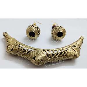 เครื่องประดับจี้ทองเหลืองด็อกราแบบชาติพันธุ์สำหรับผู้หญิงและเครื่องประดับอื่นๆ - ขนาด 12 ซม. x 12 ซม. x 12 ซม. - Product Image 4