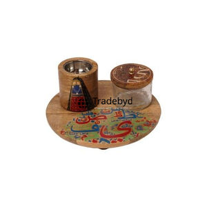 Quemador de incienso de madera único hecho a mano con patrones detallados inspirados en árabe Tradebyd - Product Image 1