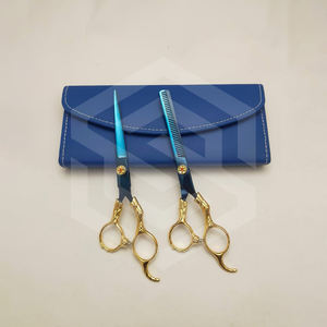 กรรไกรตัดผมสแตนเลสเยอรมันด้ามจับมังกรใบมีดแฟนซีและคมสำหรับช่างตัดผม - Product Image 4