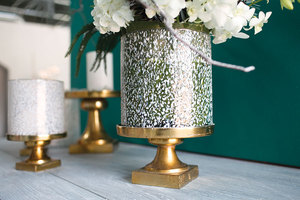 Ultimate High Quality Decorating Votive Glass With Metal Square Shape Golden Finished Base Stand <b>T</b> <b>Light</b> <b>Candle</b> Holder - Product Image 2