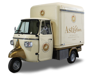 Camion de restauration électrique mobile à trois roues en acier inoxydable résistant à la rouille, remorque de cuisine de rue avec garantie de 3 ans - Product Image 6