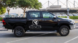 Grille avant de camionnette Toyota Tacoma blanche d'occasion pour la conduite urbaine et commerciale - Product Image 5