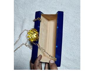 Pochette de type personnalisé en résine artisanale indienne de couleur dorée pour femme - Product Image 6