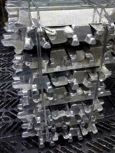 A7 Grau 99,7% Material De Liga De Alumínio Industrial De Ingot De Alumínio Primário à venda