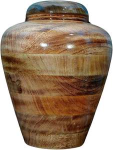 Urne funéraire en bois multicouche artisanale, fabriquée en bois massif naturel pour les cendres commémoratives de qualité supérieure - Product Image 2
