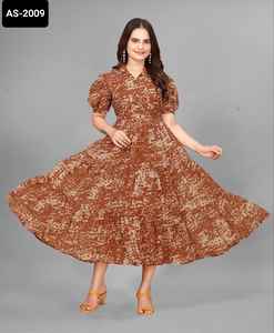 La mayoría de las mujeres hermosas Casual y Festival Wear Listo para usar Heavy Georgette Anarkali Vestidos con impresión digital Vestidos de fiesta - Product Image 4