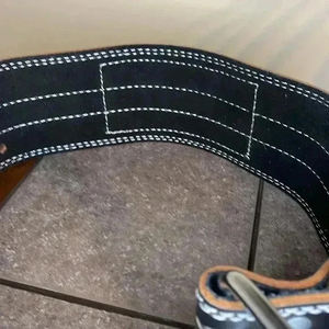 Cinturón de Levantamiento de Pesas Deportivo Ajustable - Product Image 5