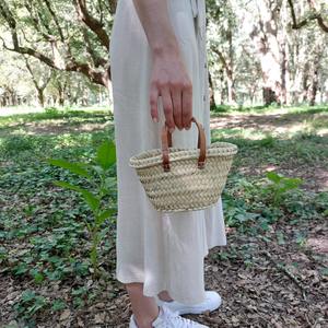 Panier en macramé de style sac à main, sac fait à la main pour le transport quotidien, les fêtes, les sorties à la plage, accessoire élégant pour la maison et les voyages en provenance d'Inde - Product Image 5