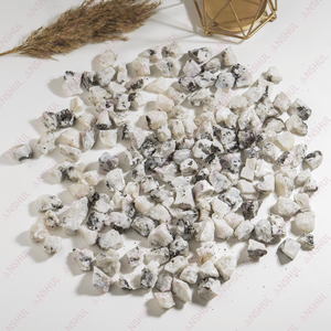 Piedras Irregulares de Cristal Curativo de Piedra Lunar Arcoíris de Primera Calidad para Regalos y Decoración a Precio de Mayoreo Anshul Impex - Product Image 3