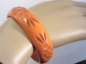 Brazalete de resina para mujer encanto brazalete de resina joyería hecha a mano joyería de moda regalo por artesanía de media luna - Product Image 4