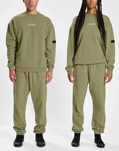 Ensemble de jogging et sweat-shirt à col ras du cou personnalisé unisexe pour l'entraînement sportif et le jogging - Product Image 2