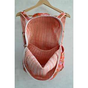 Mini Mochila Boho Acolchada de Algodón Ligero Hecha a Mano en India, con Estampado Floral en Bloque, Bolsa con Cremallera para Uso Diario y Viajes, Unisex - Product Image 6