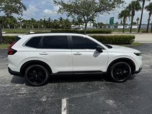 Honda CR-V Hybrid Sport Touring Usado 2025 - Product Image 2