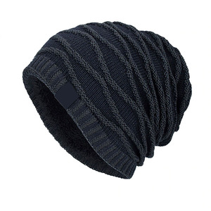 Bonnet de sport d'hiver en coton jacquard de haute qualité unisexe en option Chapeau de sport imprimé avec logo personnalisé Protection chaude Chapeau d'hiver tricoté - Product Image 4