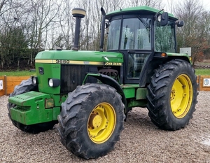 Tracteur agricole John Deere 6130R - Product Image 2
