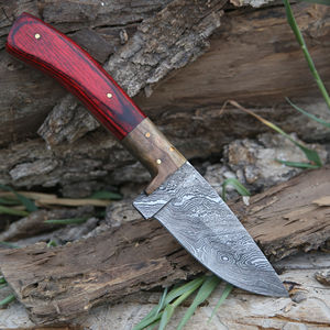 Couteau de chasse fait main personnalisable lame en acier damas avec manche en bois de couleur et étui en cuir gaufré couteaux de camping - Product Image 4