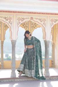 Último diseñador Pure Viscose Jacquard Bordado Secuencia Trabajo Lehenga Choli Por Fab Zone - Product Image 5