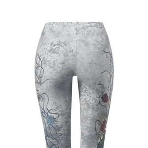 Legging de fitness pour femme en Spandex/Polyester, taille mi-haute, tricoté, à compression, effet push-up fessier, contrôle du ventre, respirant - Product Image 4