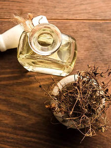 100% naturel pur Eclipta prostrata huile de qualité pharmaceutique disponible au meilleur prix et à des prix compétitifs taille du paquet 25kgs 180kgs - Product Image 2