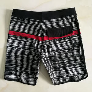 กางเกงขาสั้นตาข่ายพิมพ์ลายสำหรับเล่นกีฬาฤดูร้อนออกแบบโลโก้ได้ตามต้องการ - Product Image 3