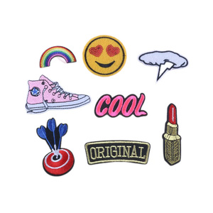 Insigne brodé 3D personnalisé le plus vendu transfert de chaleur fer sur un patch de broderie de logo personnalisé pour vêtements - Product Image 4